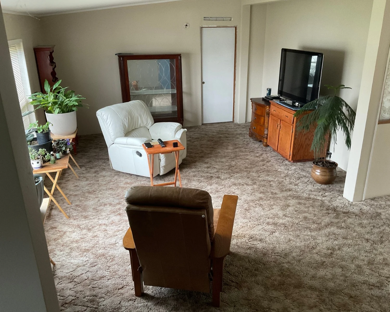 Senior female seeking a senior female housemate